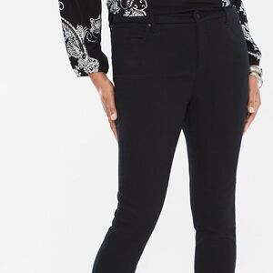 CHICO’S Diamond Fit Girlfriend Ankle Jeans Grey Gently Used‎ Size 2